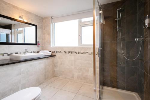 Summerfield Lodge B&B Youghal Buitenkant foto